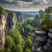 Wandern in der Sächsischen Schweiz: Boofe auf dem unteren Band westlich der Rotkehlchenstiege